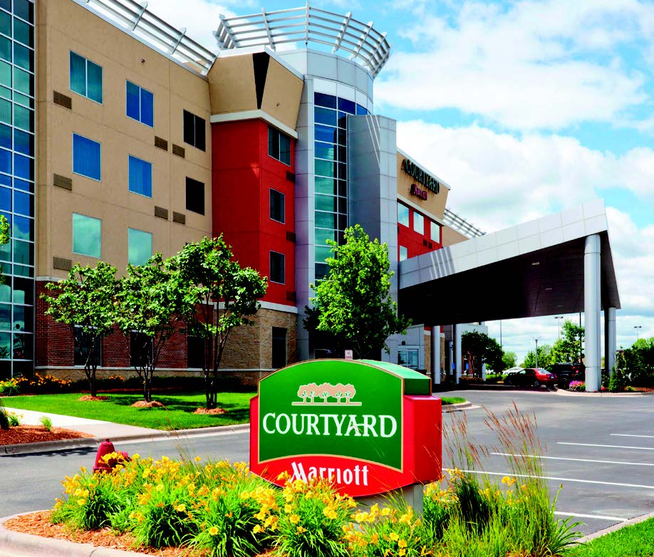 Courtyard by Marriot - Front signage