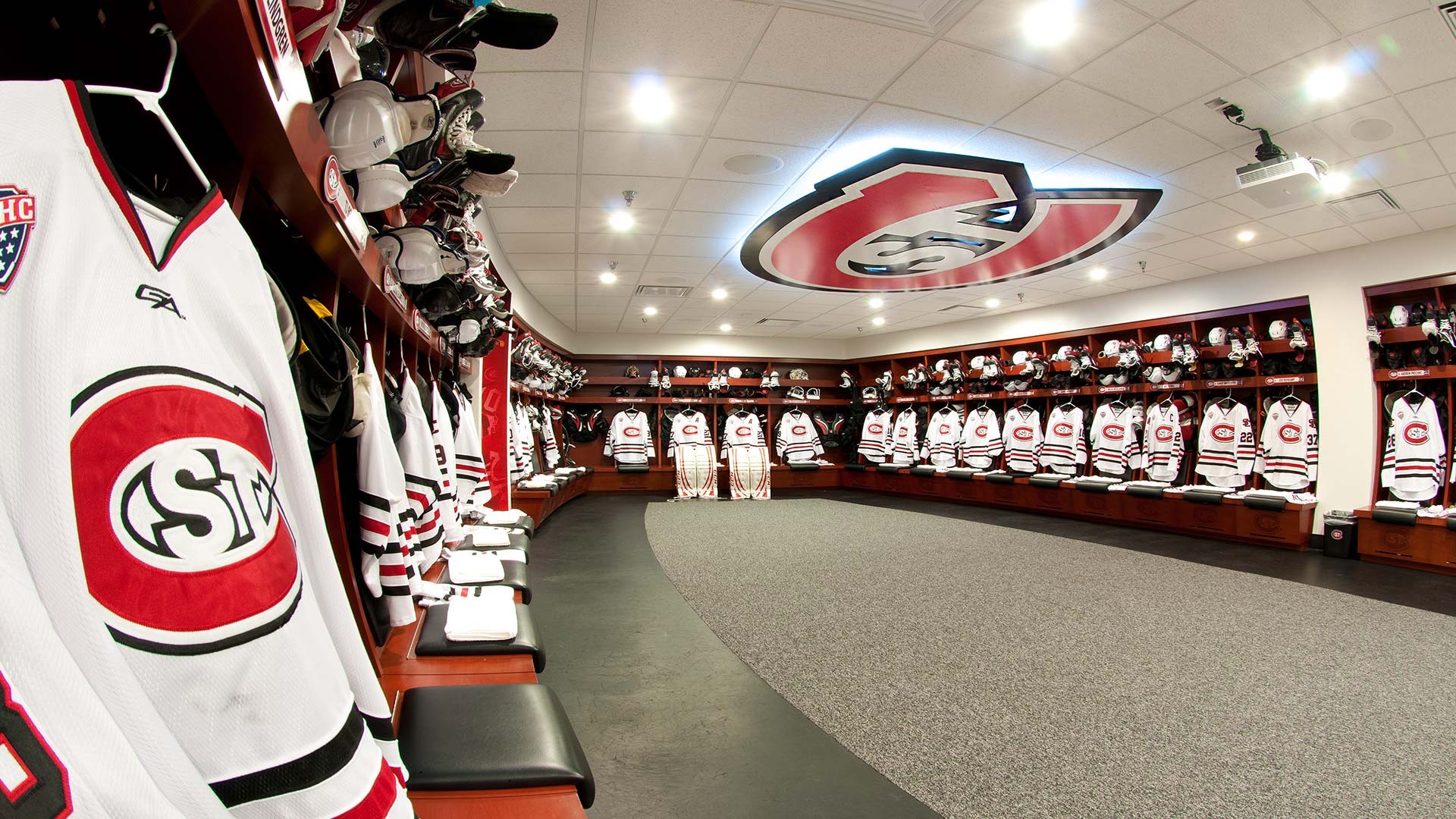 Herb Brooks National Hockey Center Addition - Locker Rooms