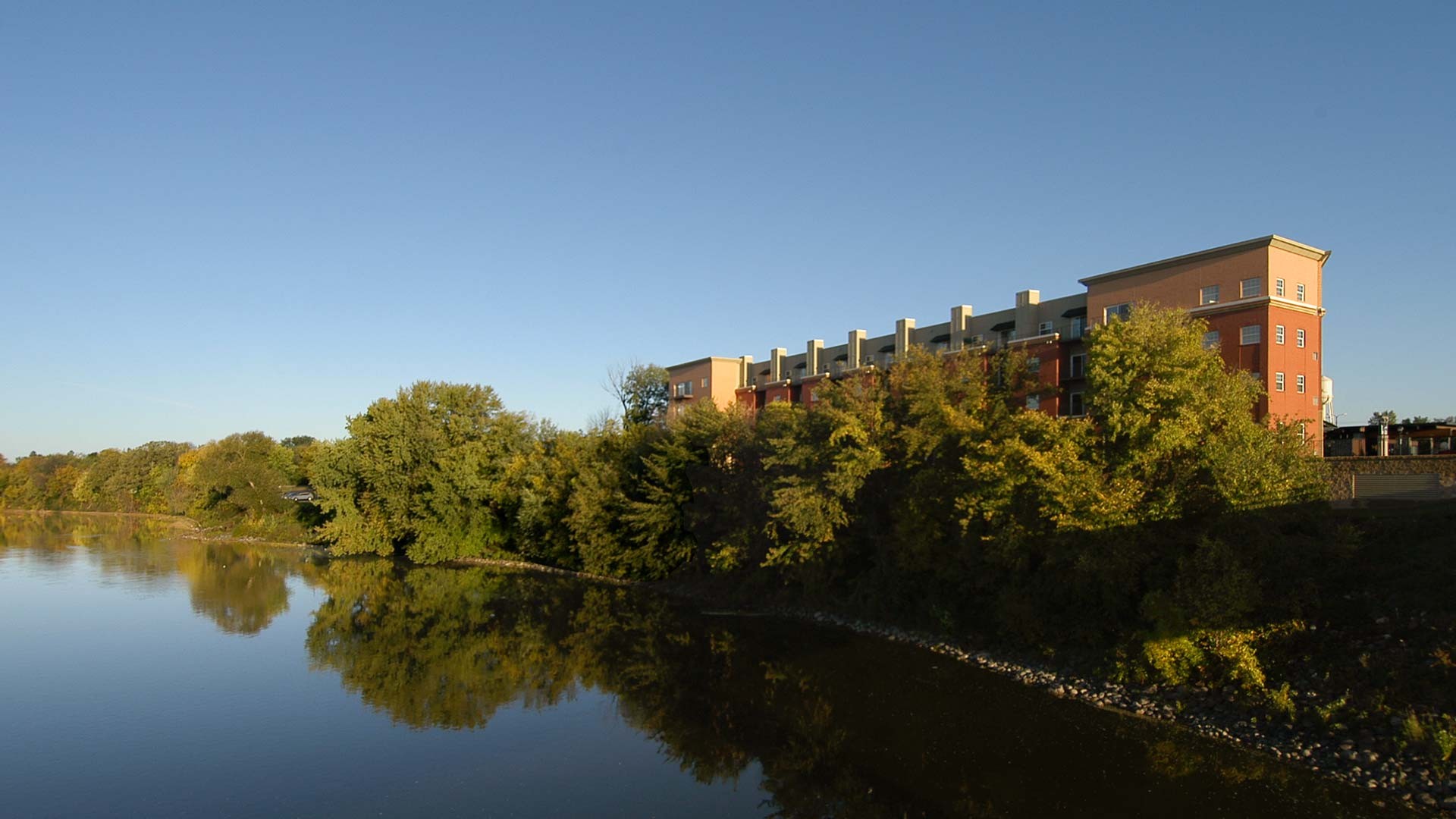 The Bluffs - Exterior River View